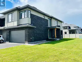 1085 Lunar Glow Cres in Ottawa, ON - Building Photo