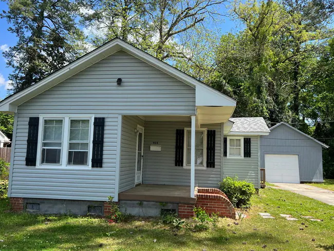 property at 904 Raleigh St