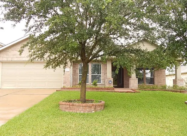 property at 4300 Hidden Lake Crossing