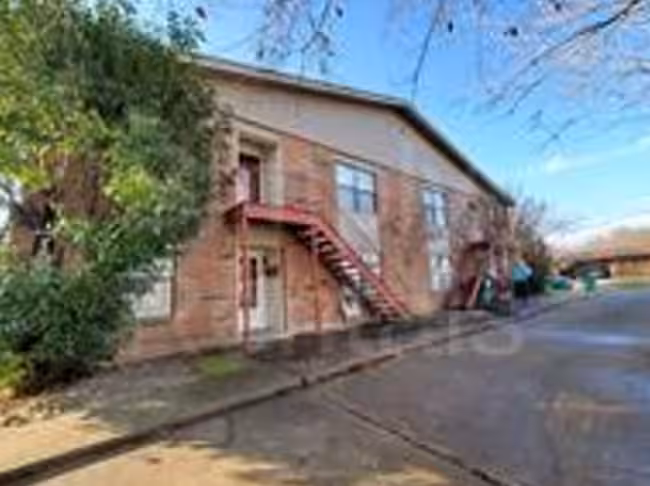 property at 2811 Granger St