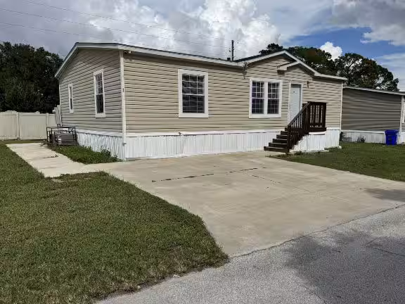 property at 1 Virgil St