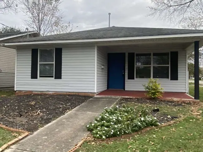 property at 2002 Pannell St