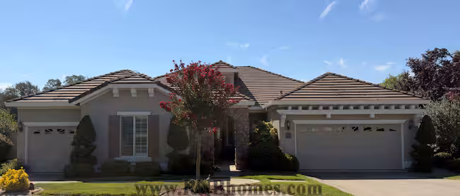 property at 121 Dunbarton Ct