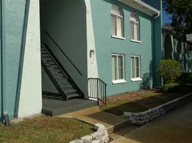 375 114th Ave N in St. Petersburg, FL - Building Photo