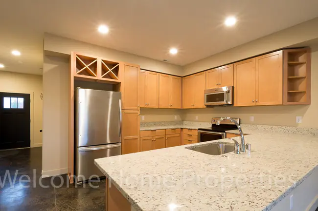 property at 72 NE Hadley Way