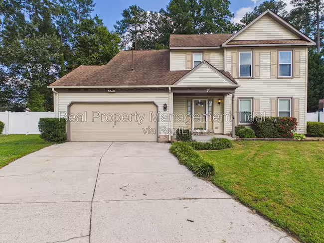 property at 7 Stephen Conway Ct